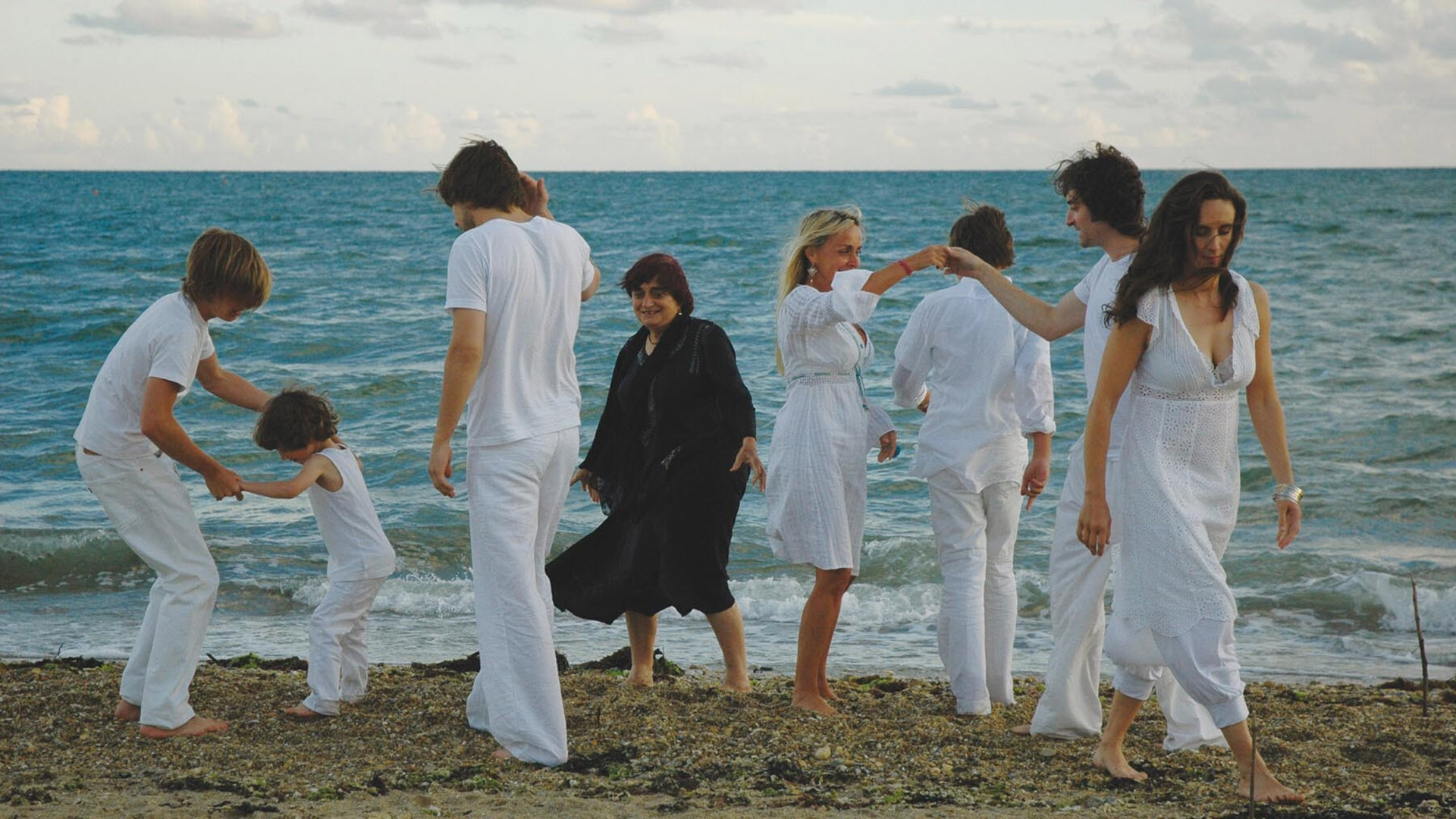 THE BEACHES OF AGNÈS + ROSALIE VARDA INTRO