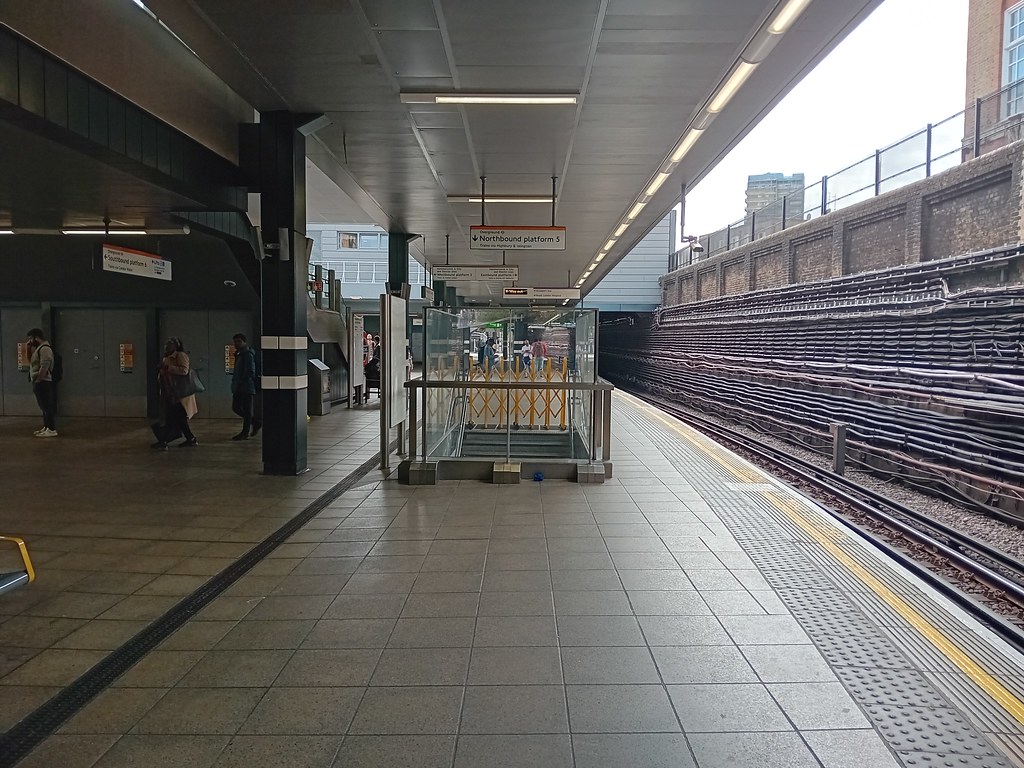 From Liverpool Street to Whitechapel