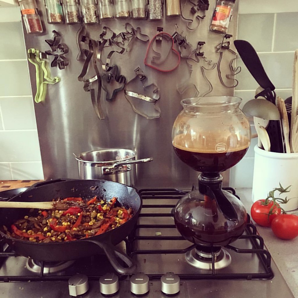 Brunch and Chill: Make New Friends