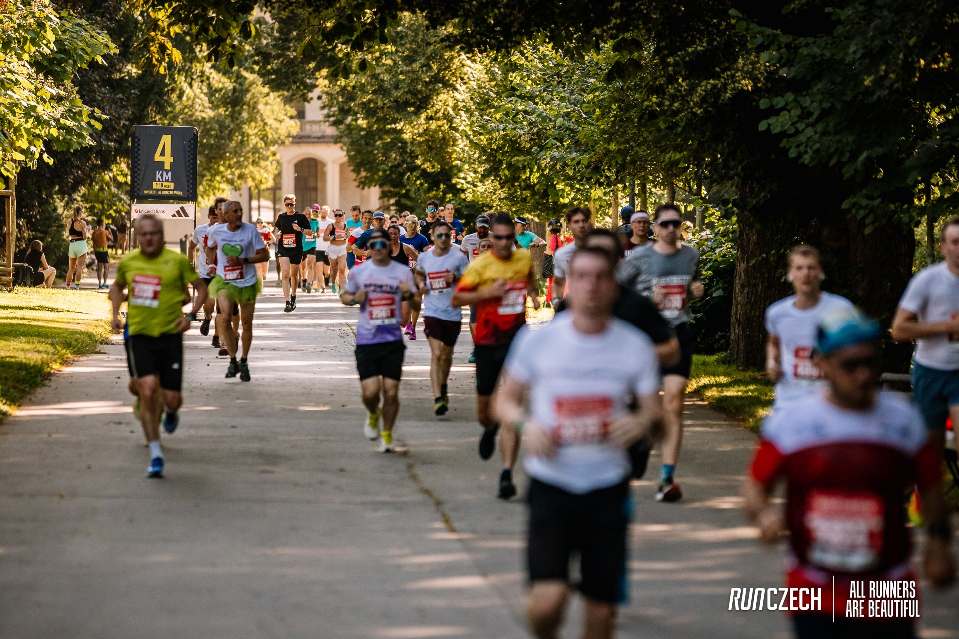 UniCredit Prague Relay